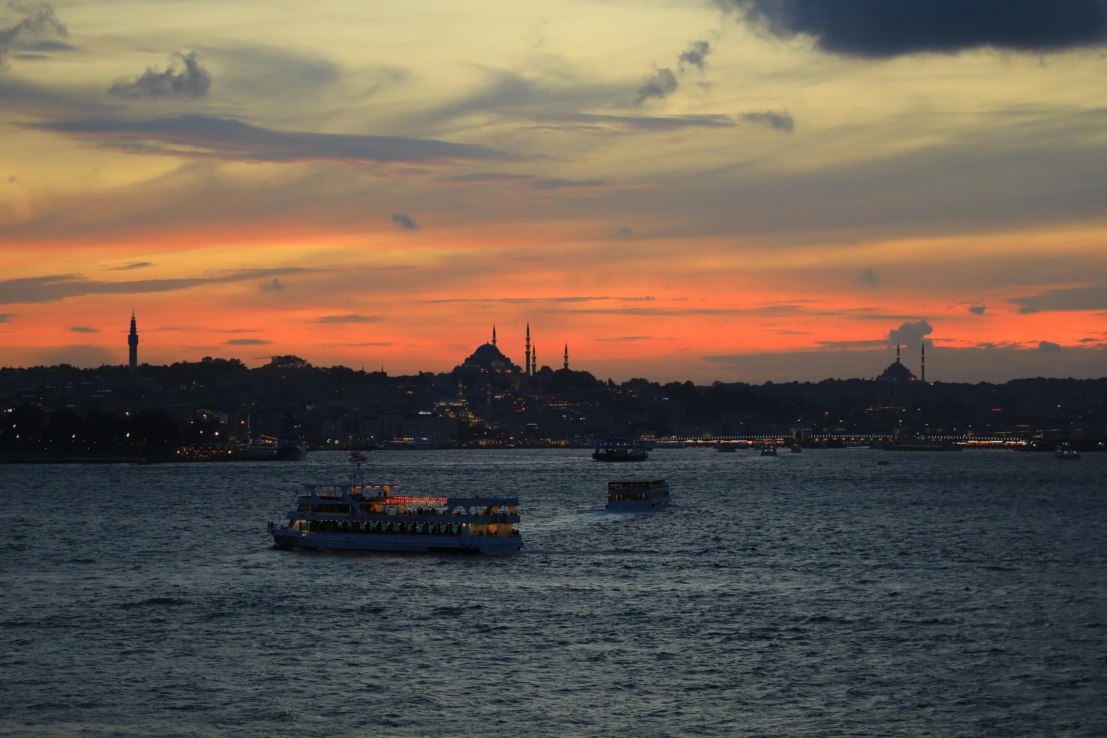 12 Quiet Sunset Spots on the Bosphorus: Uncrowded Gems in Istanbul